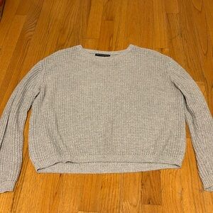 Brandy Melville sweater women’s one size fits like a small/ medium